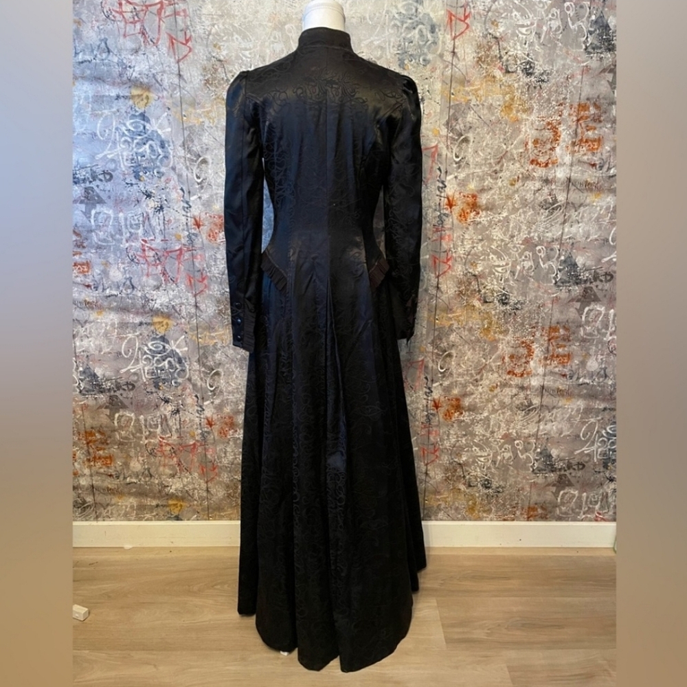 Rare Lip Service Exit To Eden Black Satin Long Lost Coat Keyhole Victorian - Picture 5 of 15
